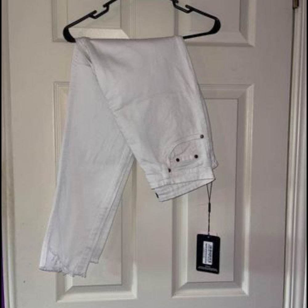 Pretty Little thing white jeans